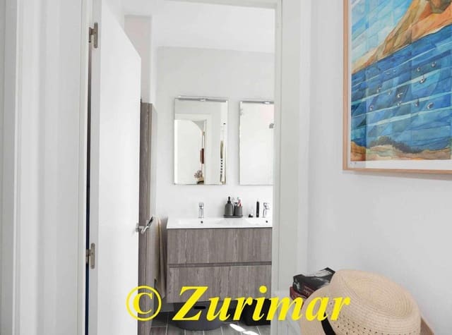 Apartment for sale in Roquetas de Mar with pool - € 195,000 (Ref: 10027637)