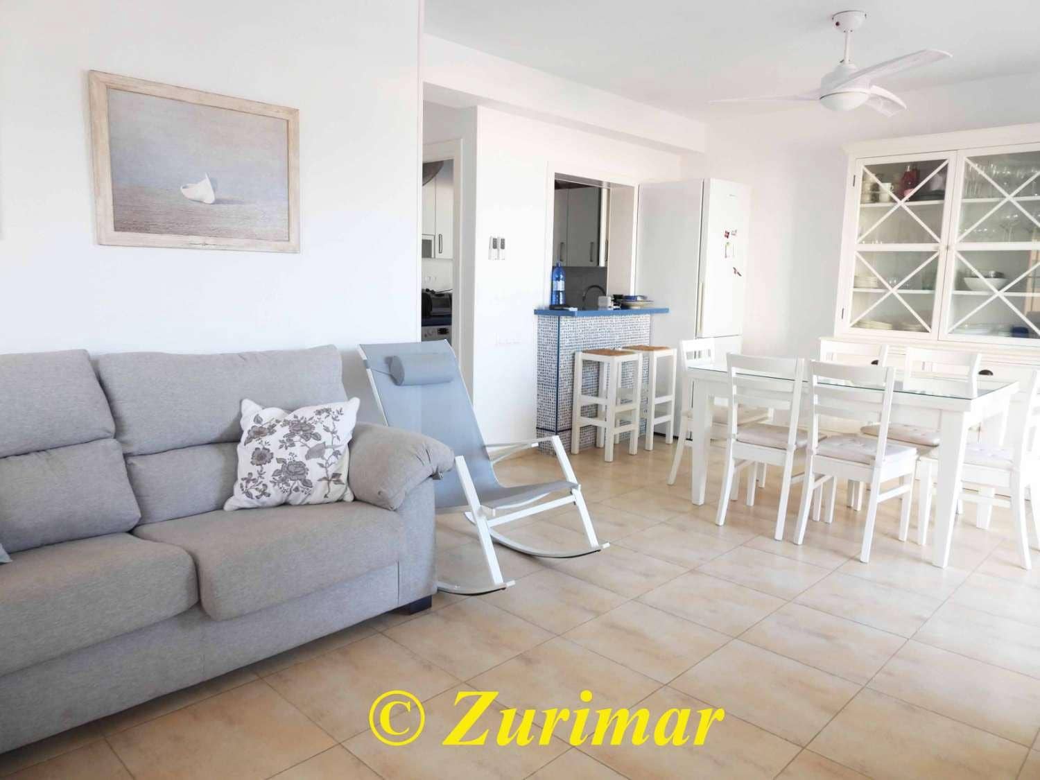 3 bedroom Apartment for sale in Roquetas de Mar with pool - € 210,000 (Ref: 10031066)