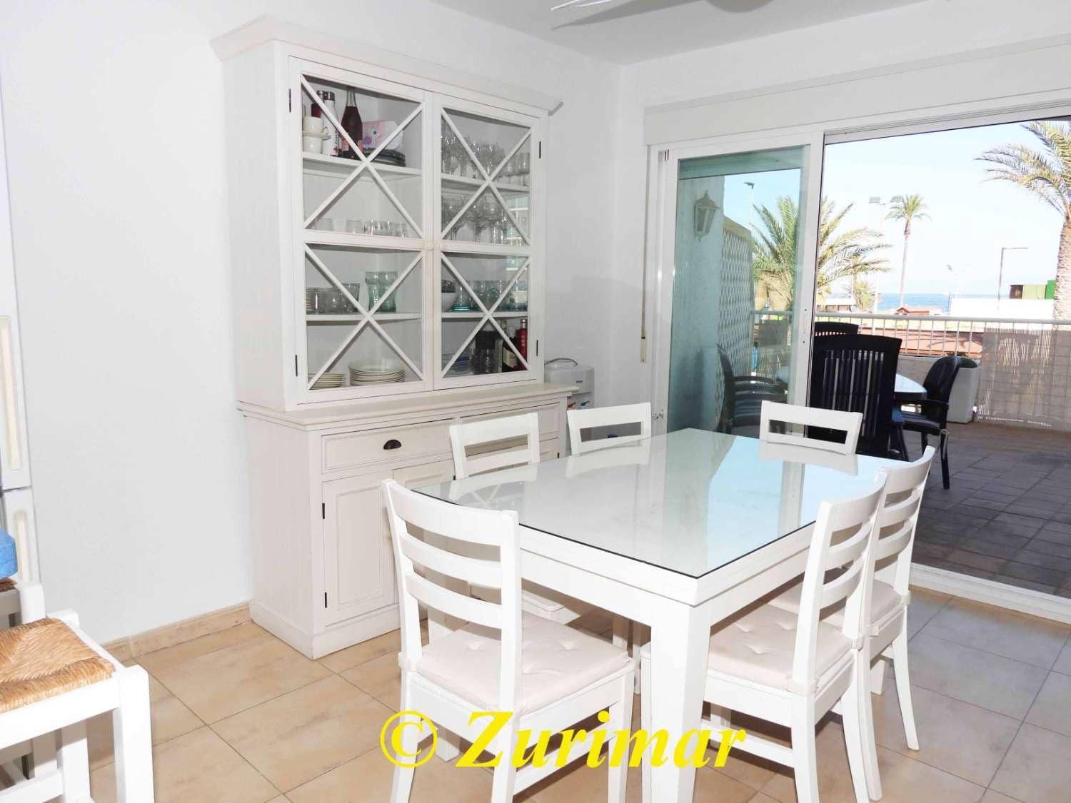 3 bedroom Apartment for sale in Roquetas de Mar with pool - € 210,000 (Ref: 10031066)