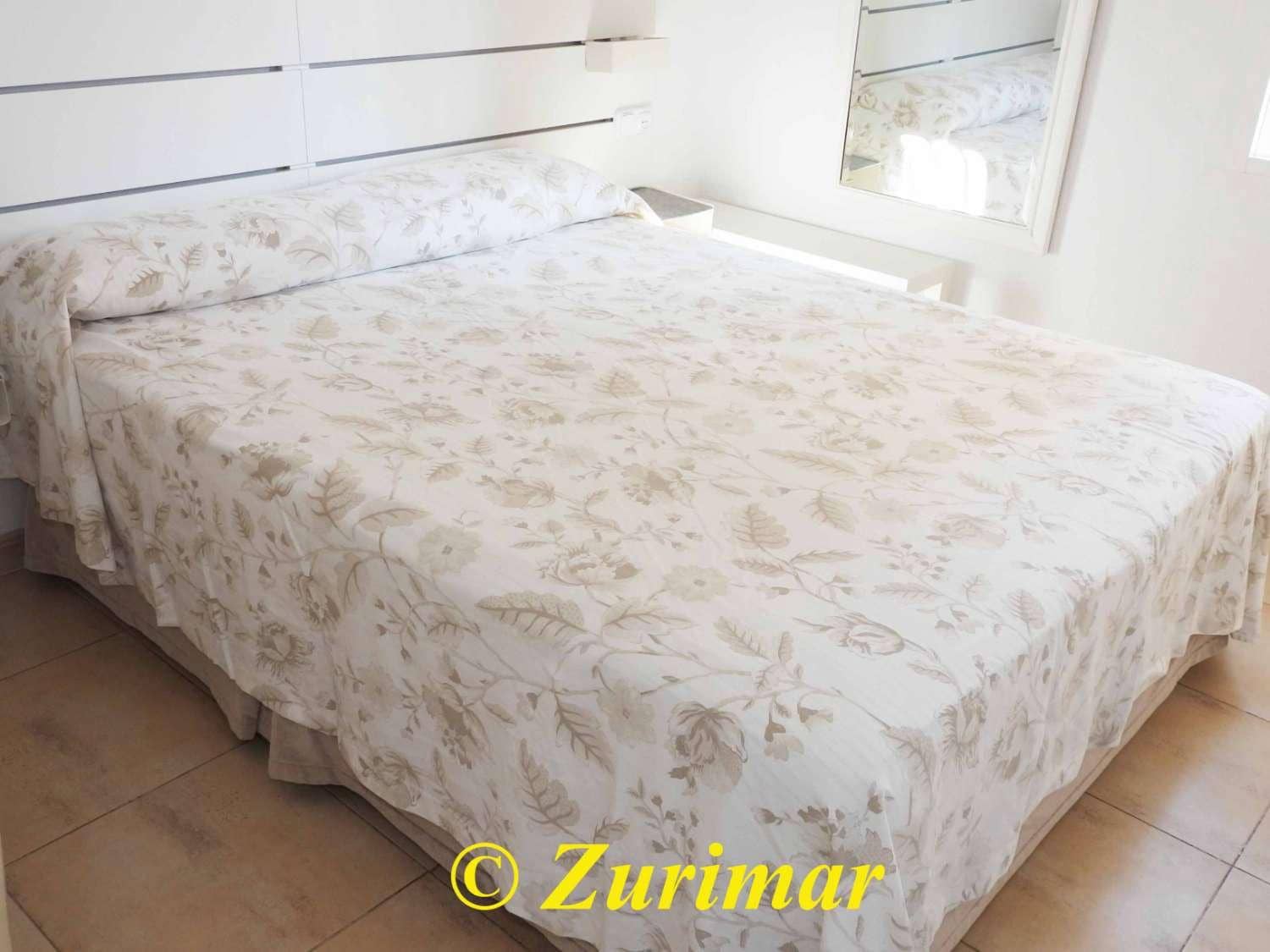 3 bedroom Apartment for sale in Roquetas de Mar with pool - € 210,000 (Ref: 10031066)