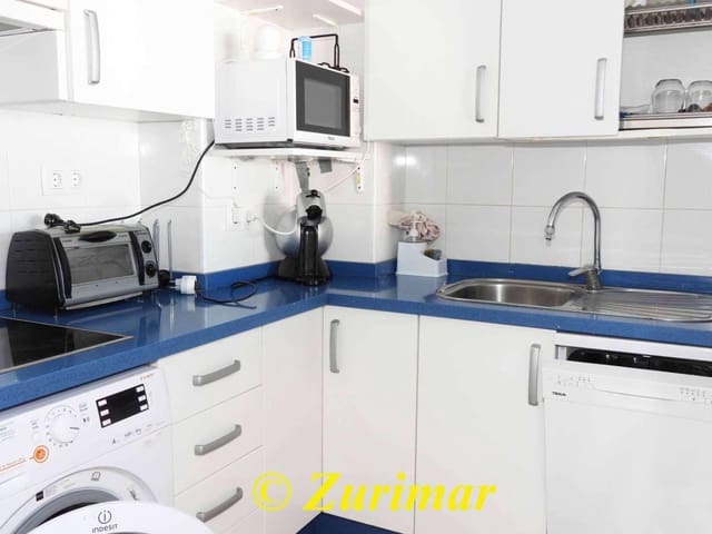 3 bedroom Apartment for sale in Roquetas de Mar with pool - € 210,000 (Ref: 10031066)