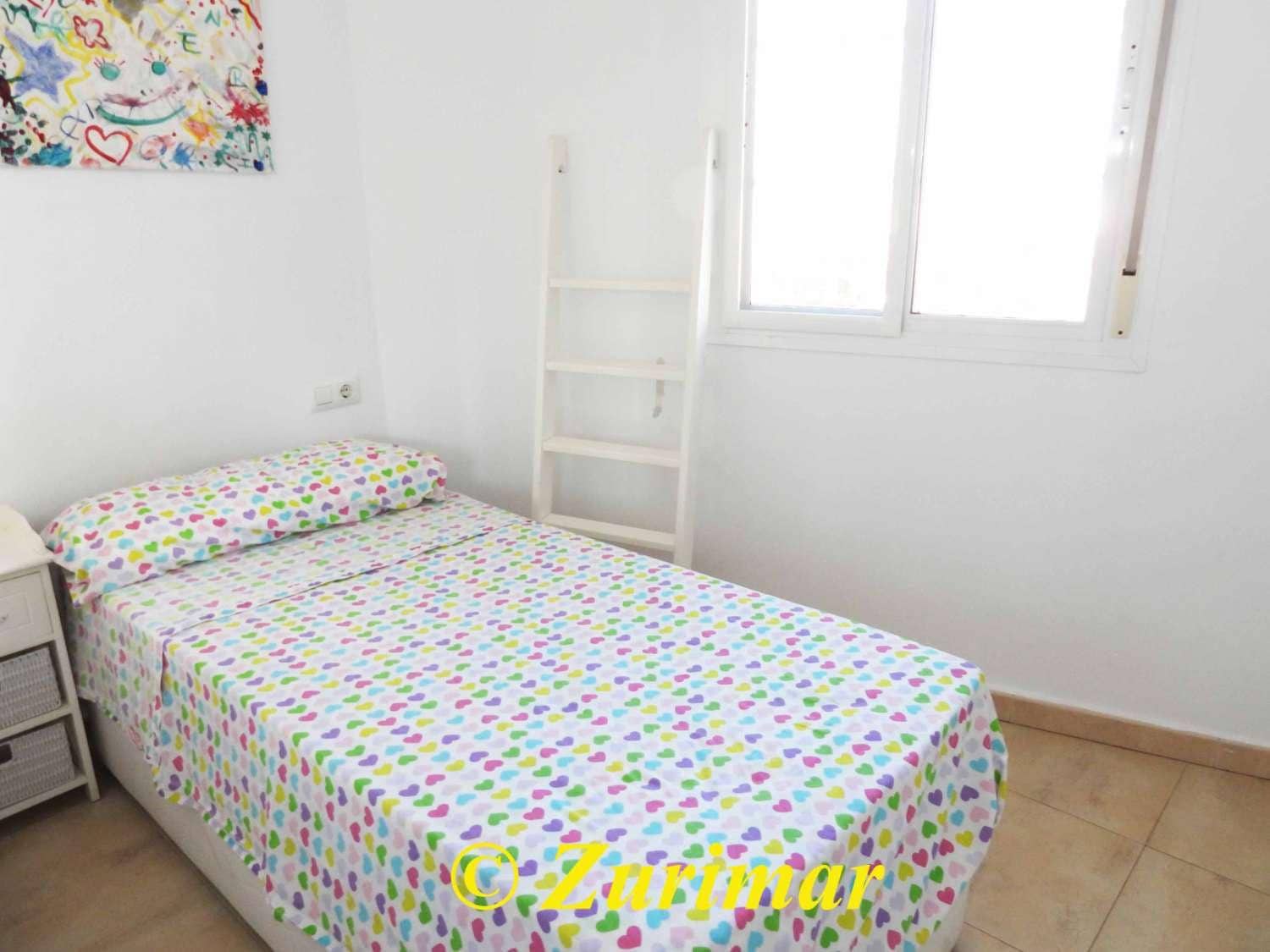 3 bedroom Apartment for sale in Roquetas de Mar with pool - € 210,000 (Ref: 10031066)