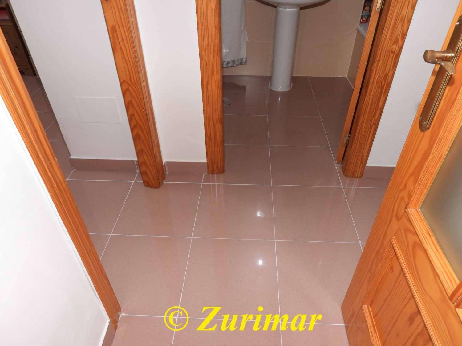 2 Zimmer Wohnung zu verkaufen in Roquetas de Mar mit Garage - 115.000 € (Ref: 10077206)