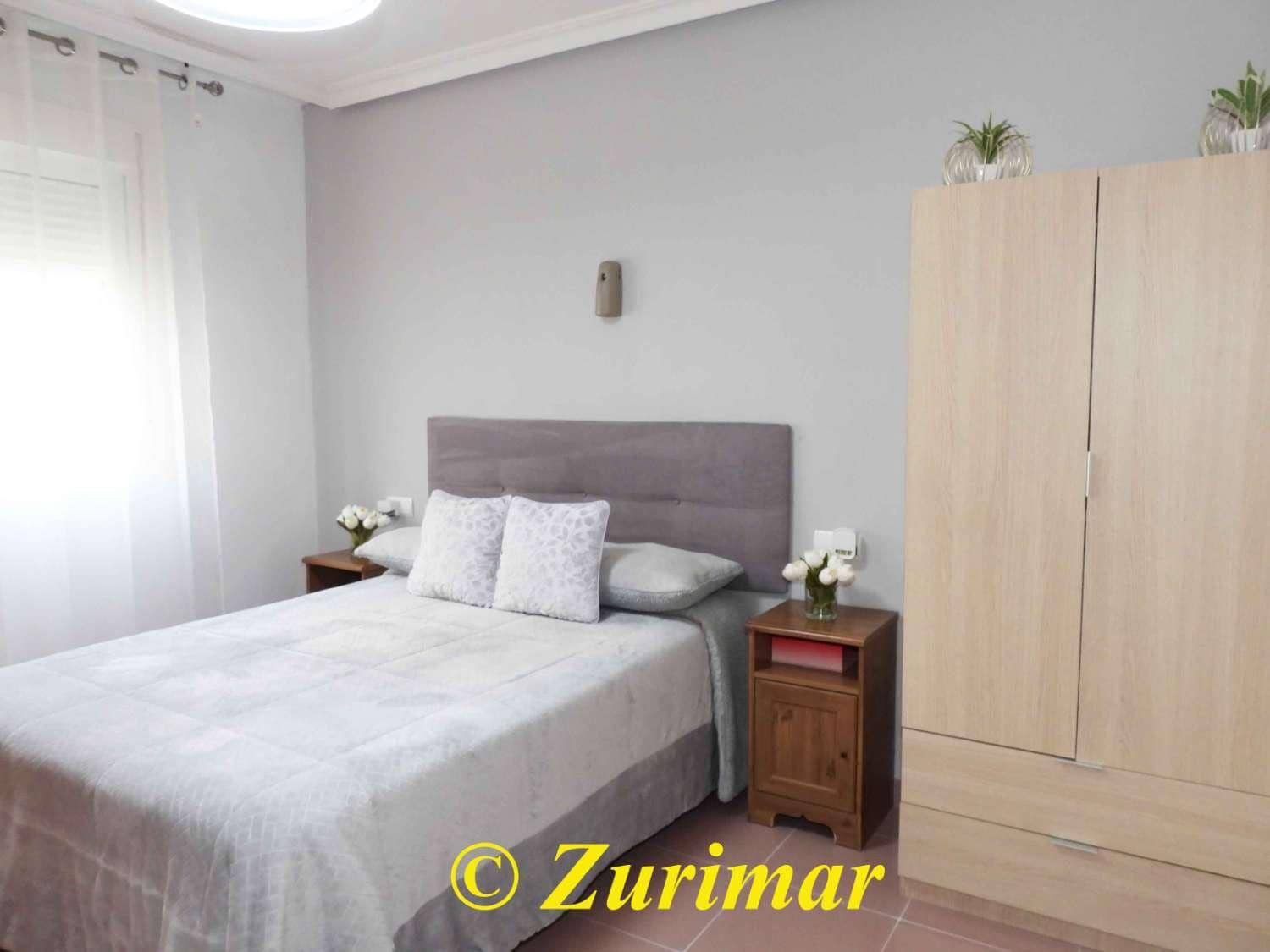 2 Zimmer Wohnung zu verkaufen in Roquetas de Mar mit Garage - 115.000 € (Ref: 10077206)