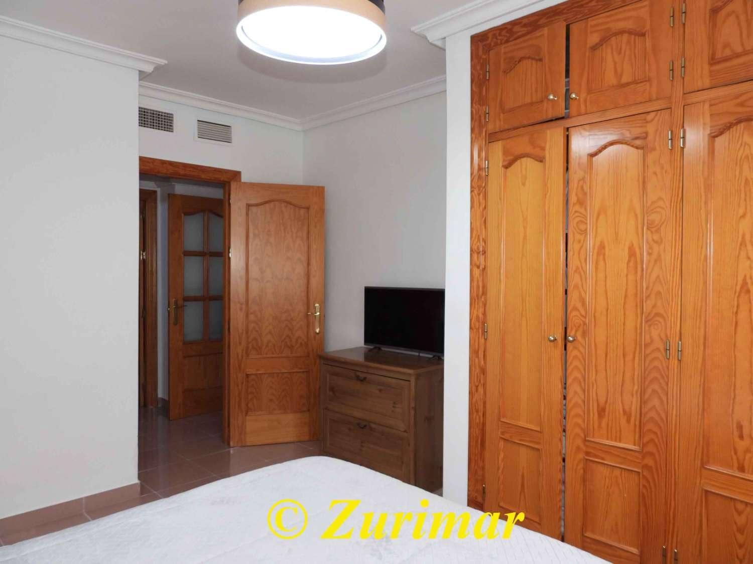 2 Zimmer Wohnung zu verkaufen in Roquetas de Mar mit Garage - 115.000 € (Ref: 10077206)