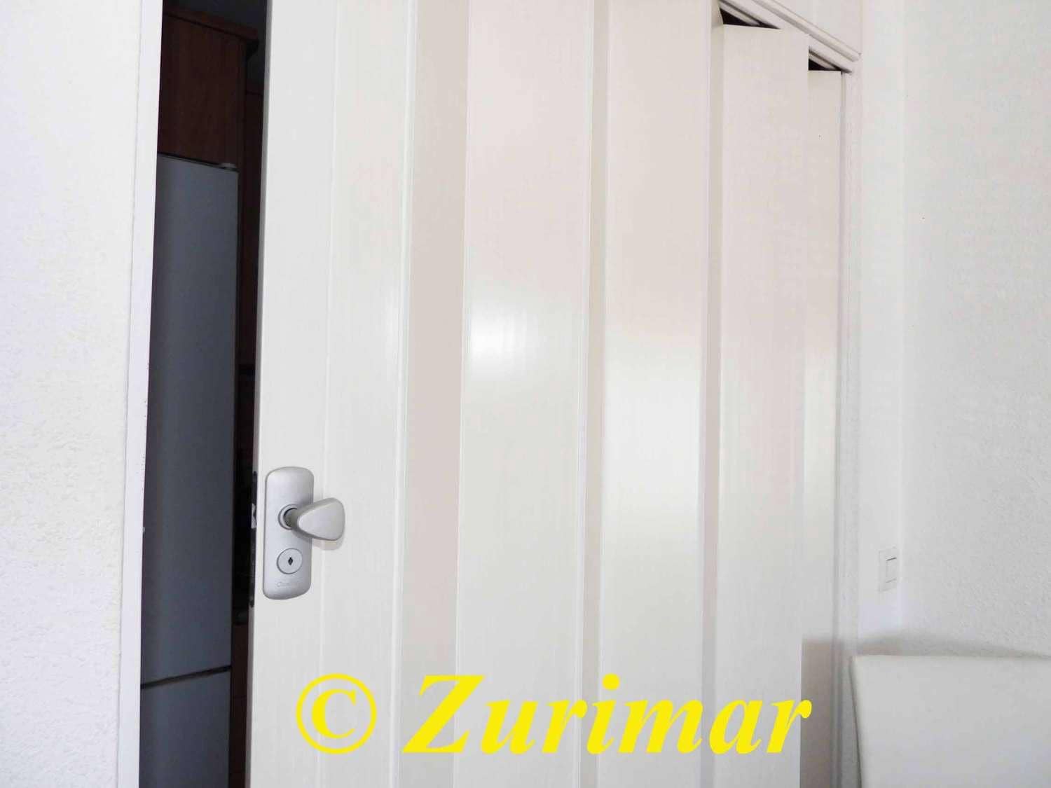 Estudio en Roquetas de Mar en venta con piscina garaje - 90.000 € (Ref: 10099628)