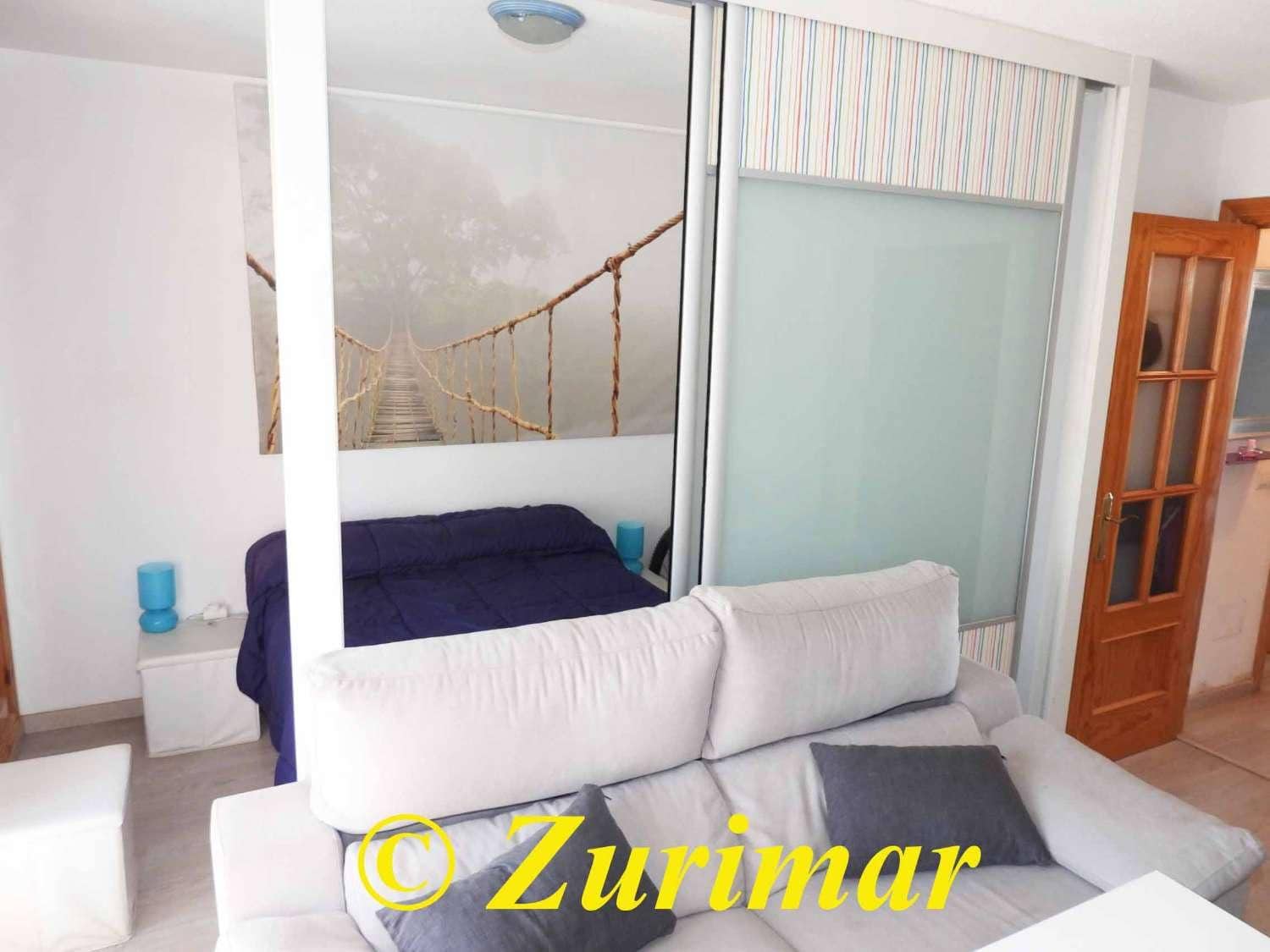Estudio en Roquetas de Mar en venta con piscina garaje - 90.000 € (Ref: 10099628)