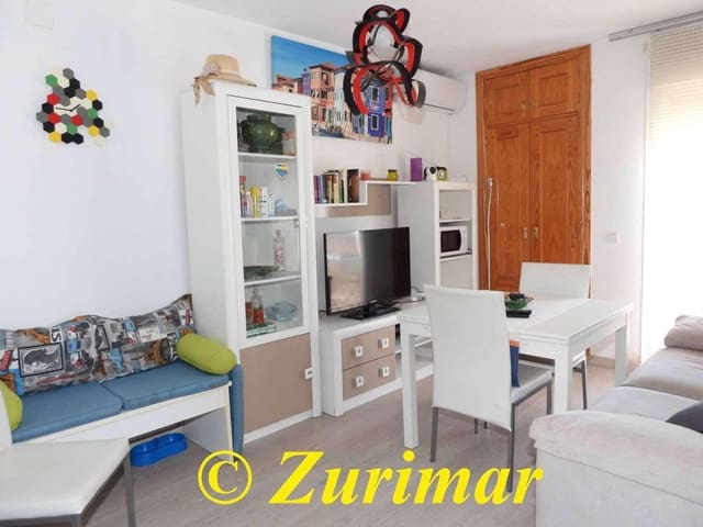 Estudio en Roquetas de Mar en venta con piscina garaje - 90.000 € (Ref: 10099628)