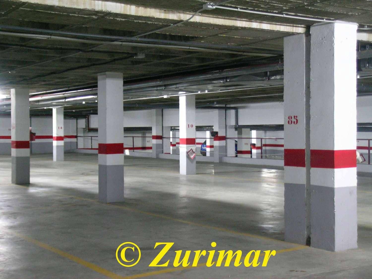 Estudio en Roquetas de Mar en venta con piscina garaje - 90.000 € (Ref: 10099628)