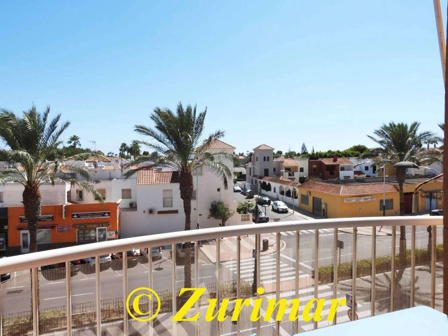 Estudio en Roquetas de Mar en venta con piscina garaje - 90.000 € (Ref: 10099628)