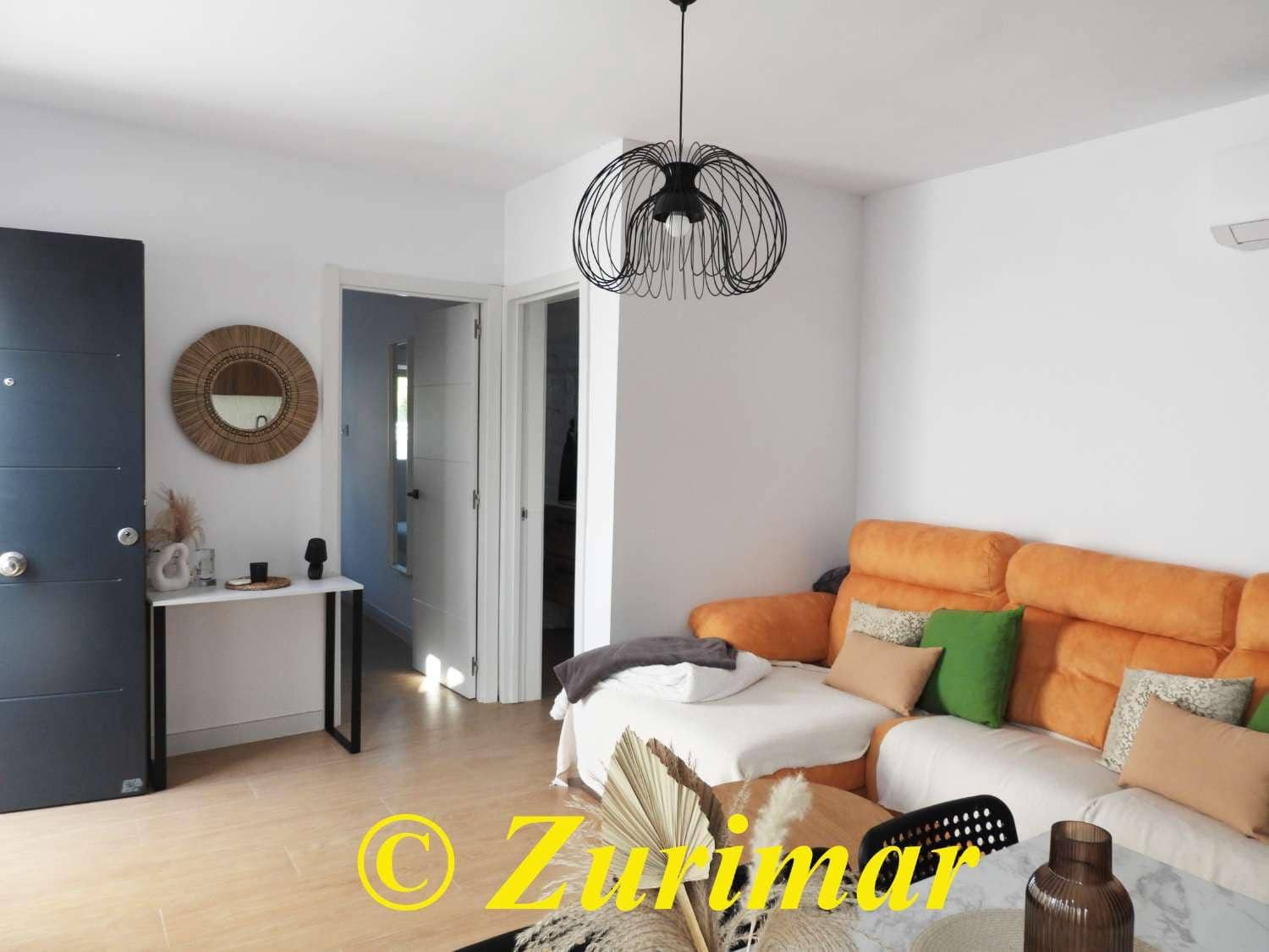 4 bedroom Villa for sale in Roquetas de Mar with garage - € 650,000 (Ref: 10123361)
