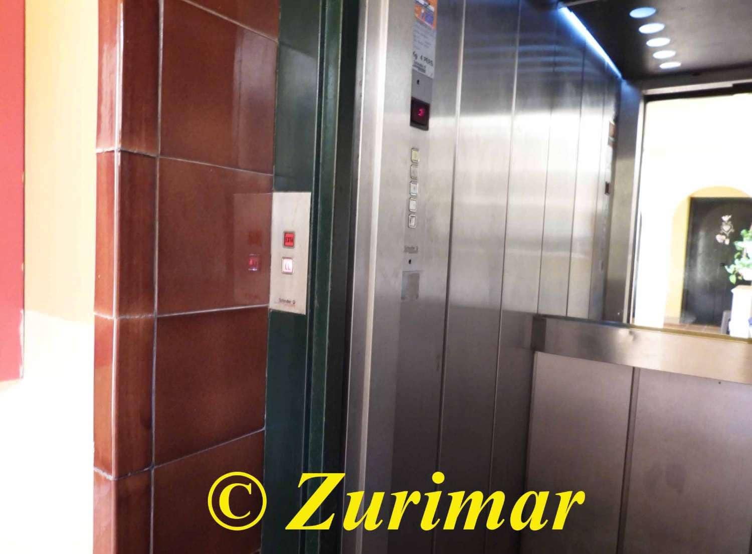 2 soveværelse Lejlighed til salg i Almerimar med swimmingpool - € 170.000 (Ref: 10139062)