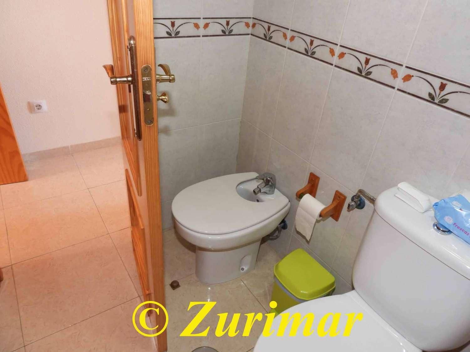 Apartamento para venda em Roquetas de Mar com piscina garagem - 155 000 € (Ref: 10144993)