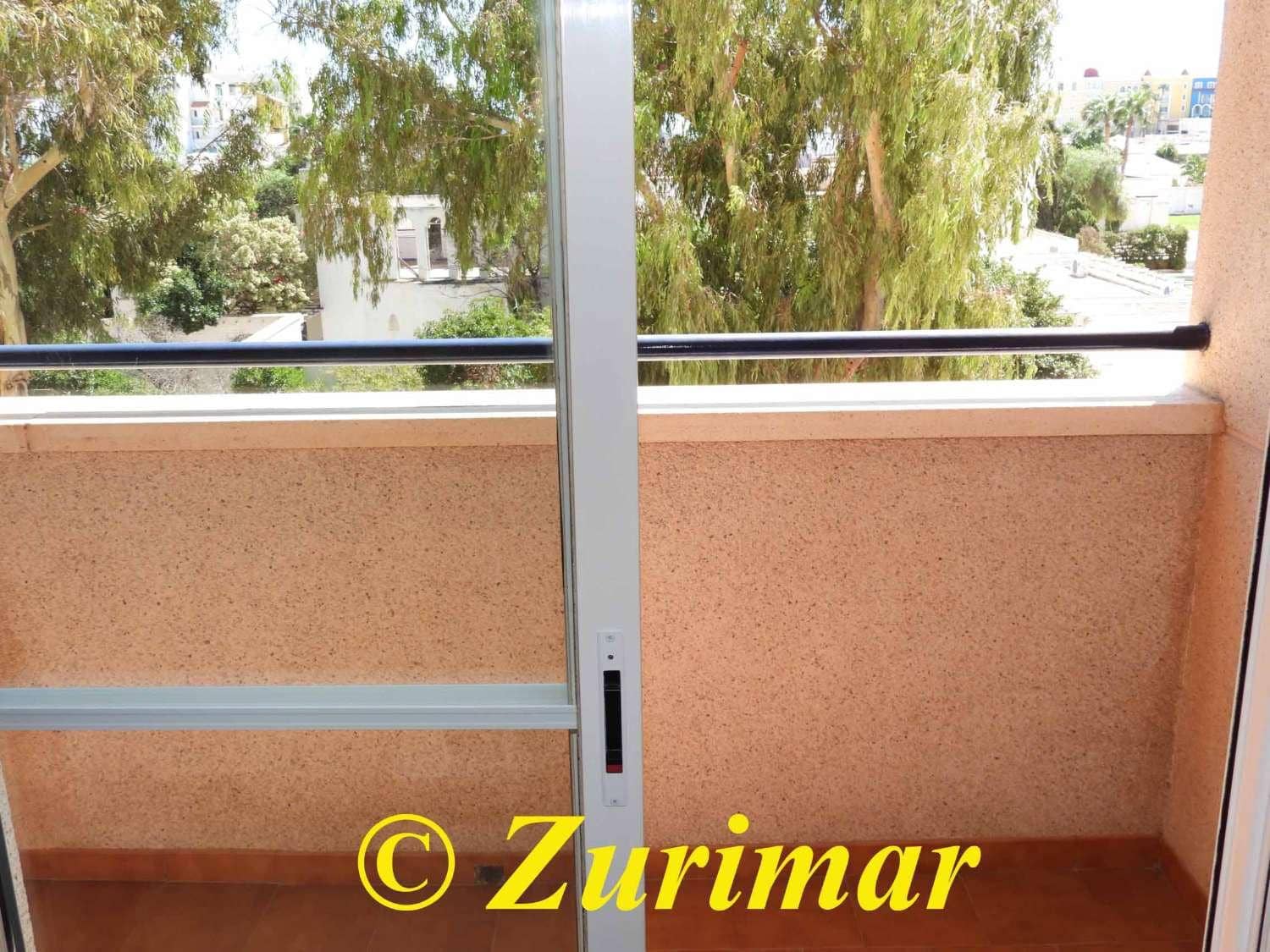 Apartamento para venda em Roquetas de Mar com piscina garagem - 155 000 € (Ref: 10144993)