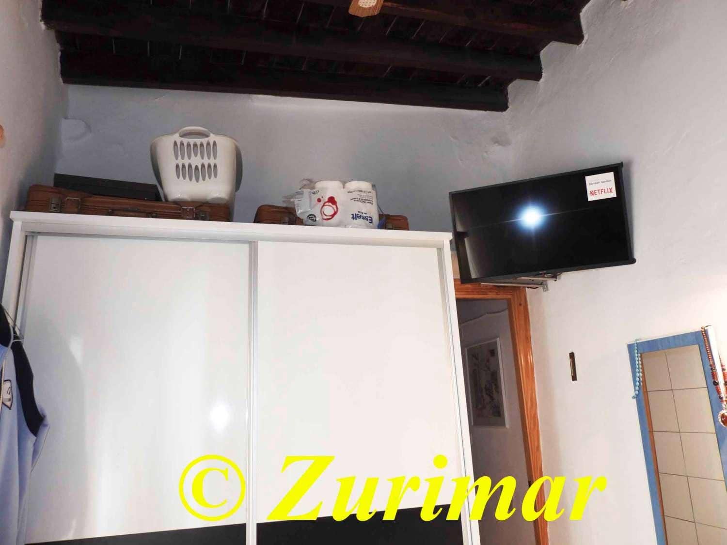 2 bedroom Townhouse for sale in Enix € 65,000 (Ref 7962080)