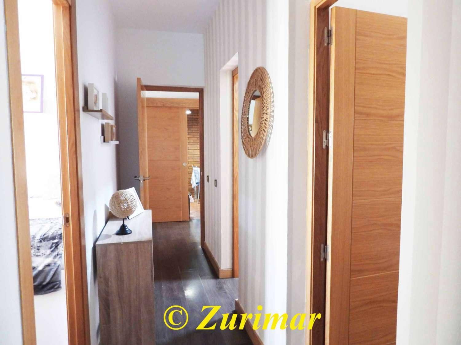 3 soveværelse Villa til salg i Roquetas de Mar med swimmingpool - € 500.000 (Ref: 8747875)