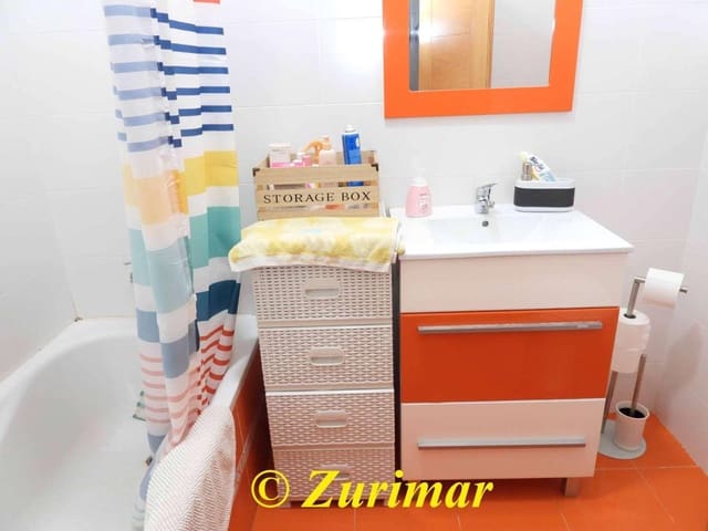 3 sovrum Villa till salu i Roquetas de Mar med pool - 500 000 € (Ref: 8747875)