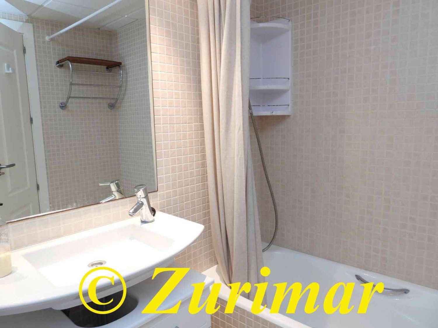 2 slaapkamer Appartement te koop in Roquetas de Mar met zwembad garage - € 259.000 (Ref: 8822600)