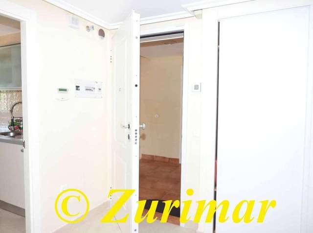 2 slaapkamer Appartement te koop in Roquetas de Mar met zwembad garage - € 259.000 (Ref: 8822600)