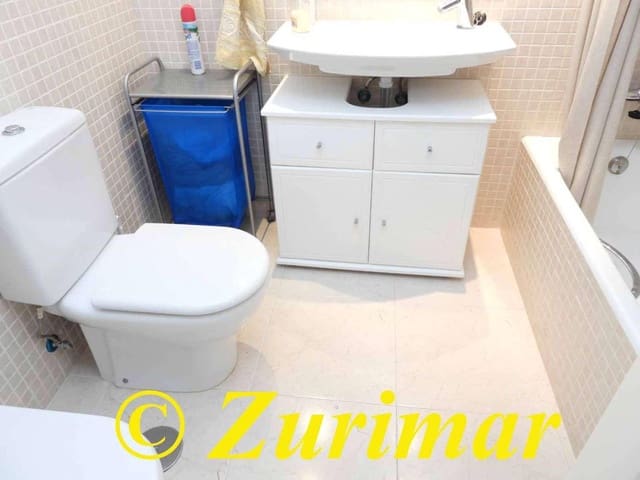 2 slaapkamer Appartement te koop in Roquetas de Mar met zwembad garage - € 259.000 (Ref: 8822600)