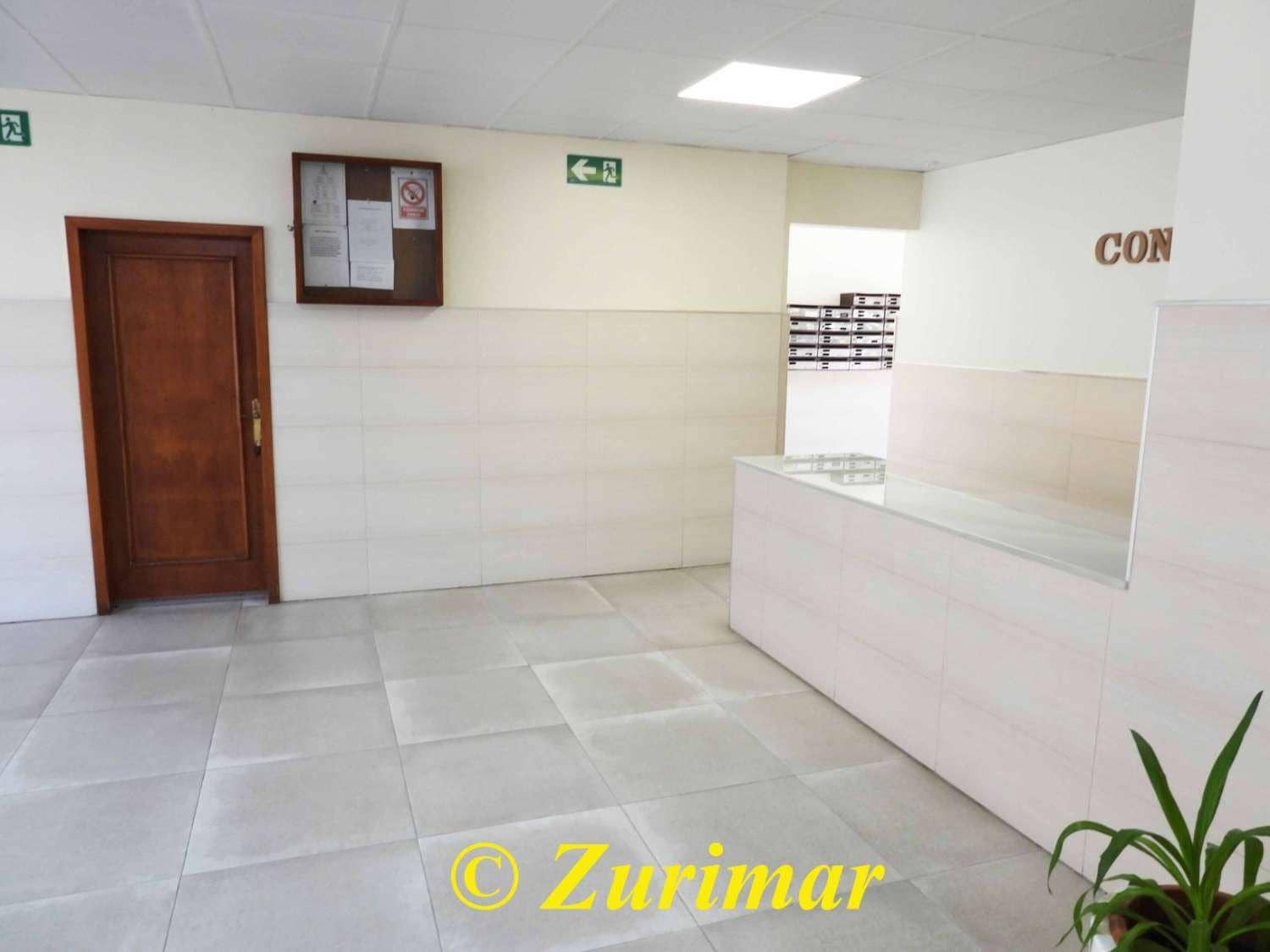 2 quarto Apartamento para venda em Roquetas de Mar com piscina - 155 000 € (Ref: 8941502)