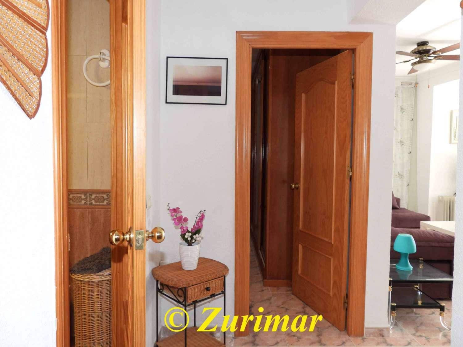 Apartamento de 2 habitaciones en Roquetas de Mar en venta con piscina - 155.000 € (Ref: 8941502)