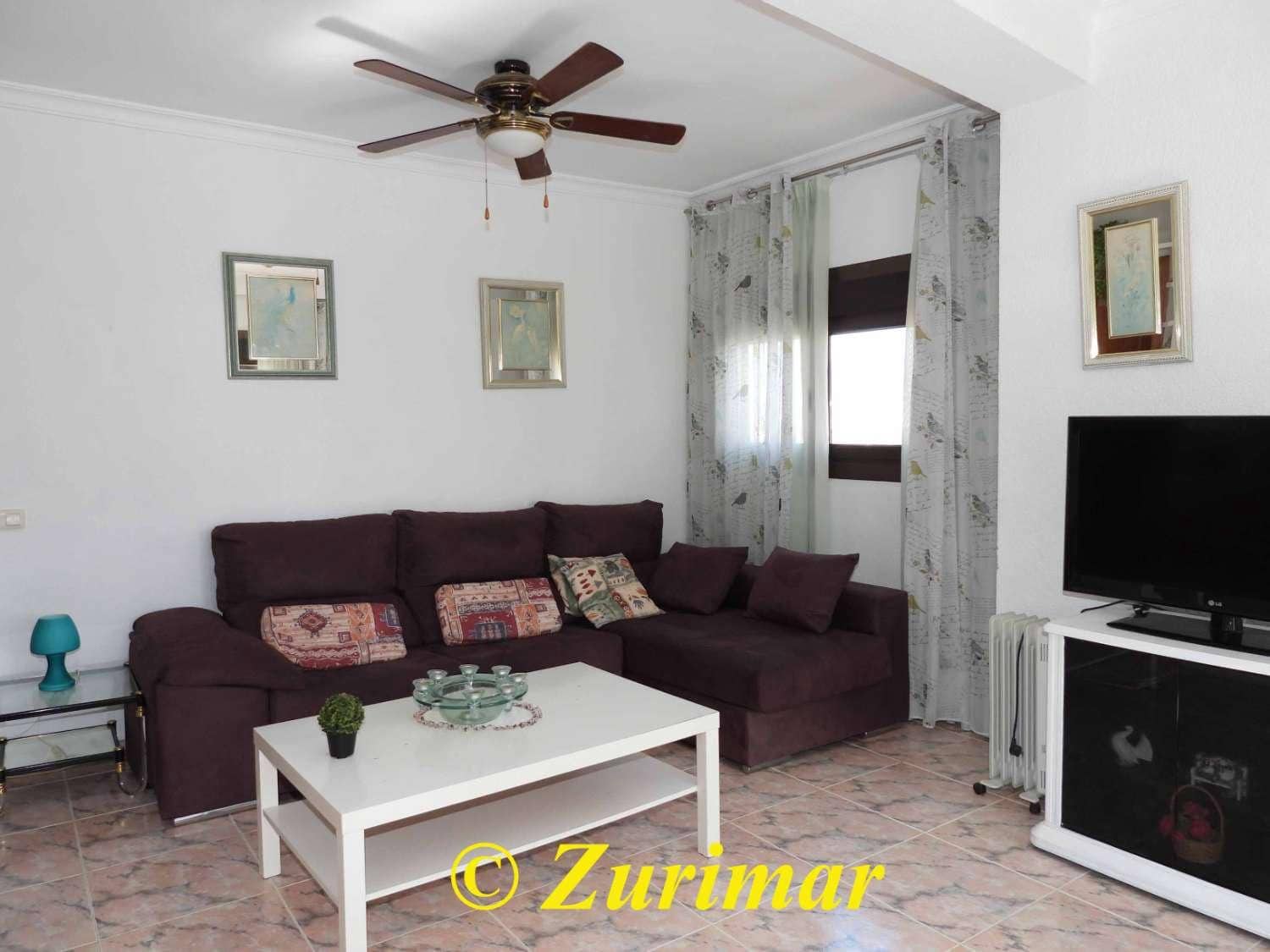 Apartamento de 2 habitaciones en Roquetas de Mar en venta con piscina - 155.000 € (Ref: 8941502)