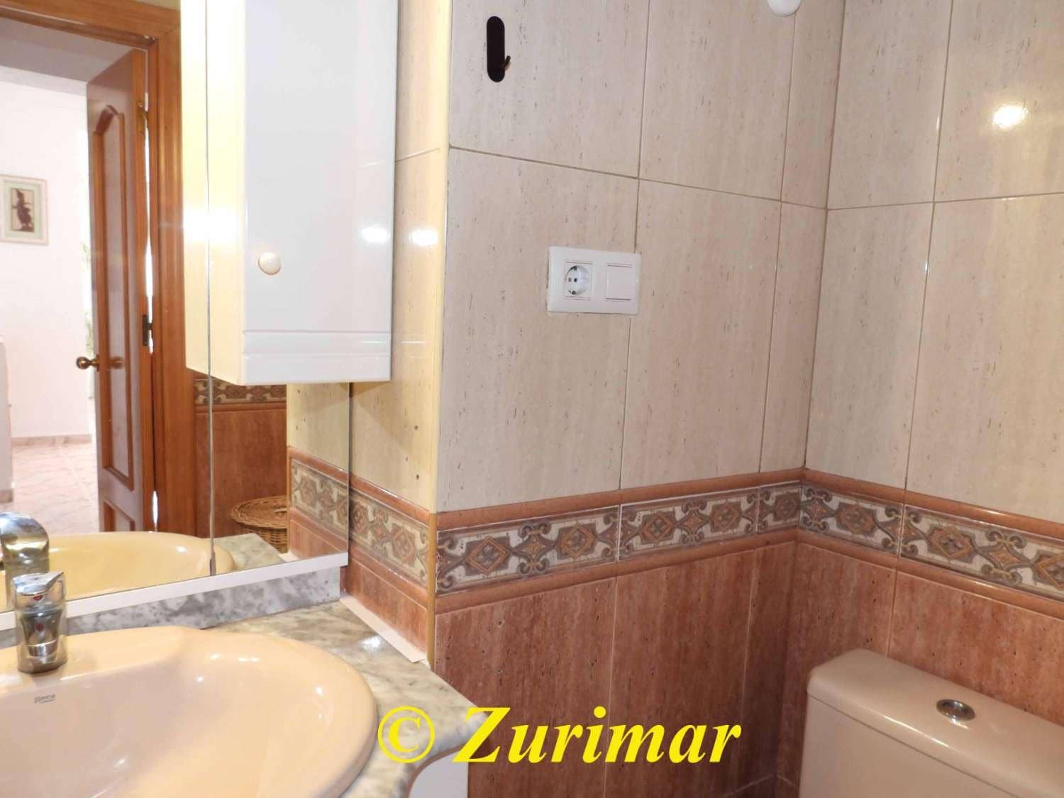 2 soveværelse Lejlighed til salg i Roquetas de Mar med swimmingpool - € 149.000 (Ref: 8941502)