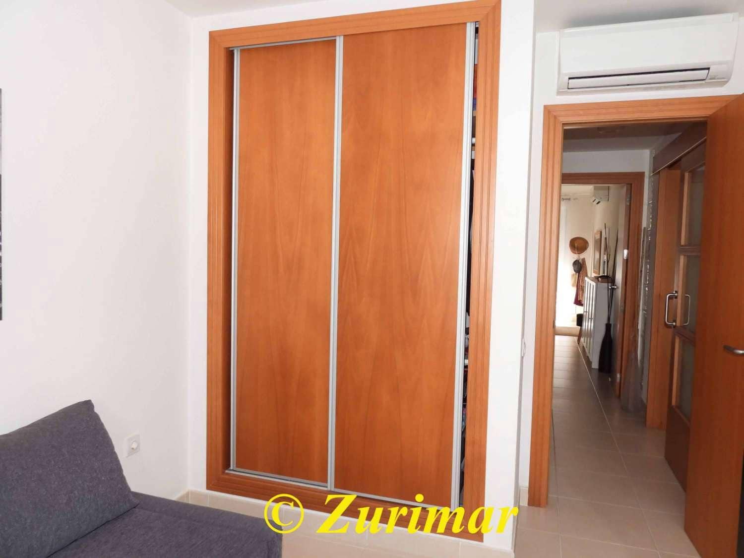 2 soveværelse Lejlighed til salg i Roquetas de Mar med swimmingpool garage - € 195.000 (Ref: 9085560)