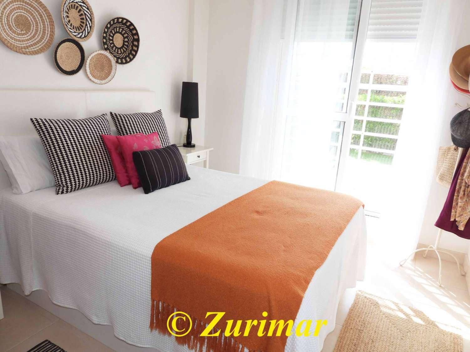 2 soveværelse Lejlighed til salg i Roquetas de Mar med swimmingpool garage - € 195.000 (Ref: 9085560)