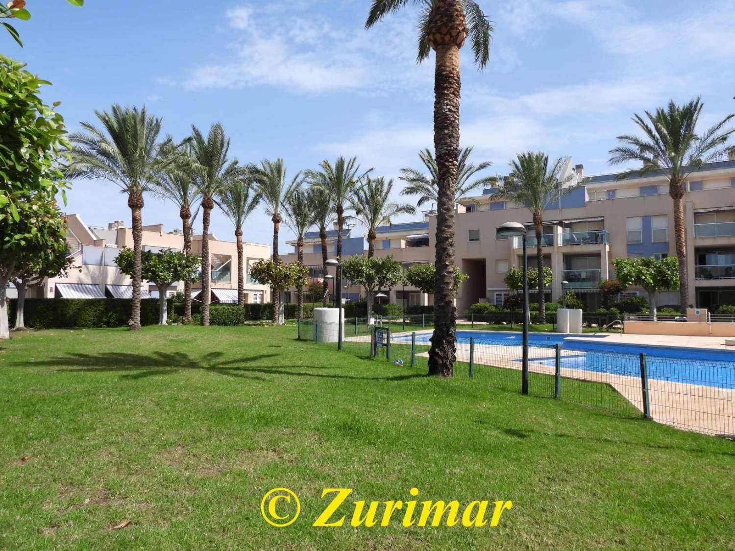 2 soveværelse Lejlighed til salg i Roquetas de Mar med swimmingpool garage - € 195.000 (Ref: 9085560)