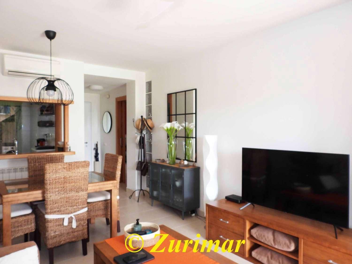 2 soverom Leilighet til salgs i Roquetas de Mar med svømmebasseng garasje - € 195 000 (Ref: 9085560)