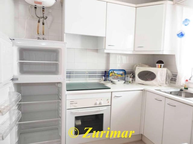 Leilighet til salgs i Roquetas de Mar med svømmebasseng - € 195 000 (Ref: 9126893)