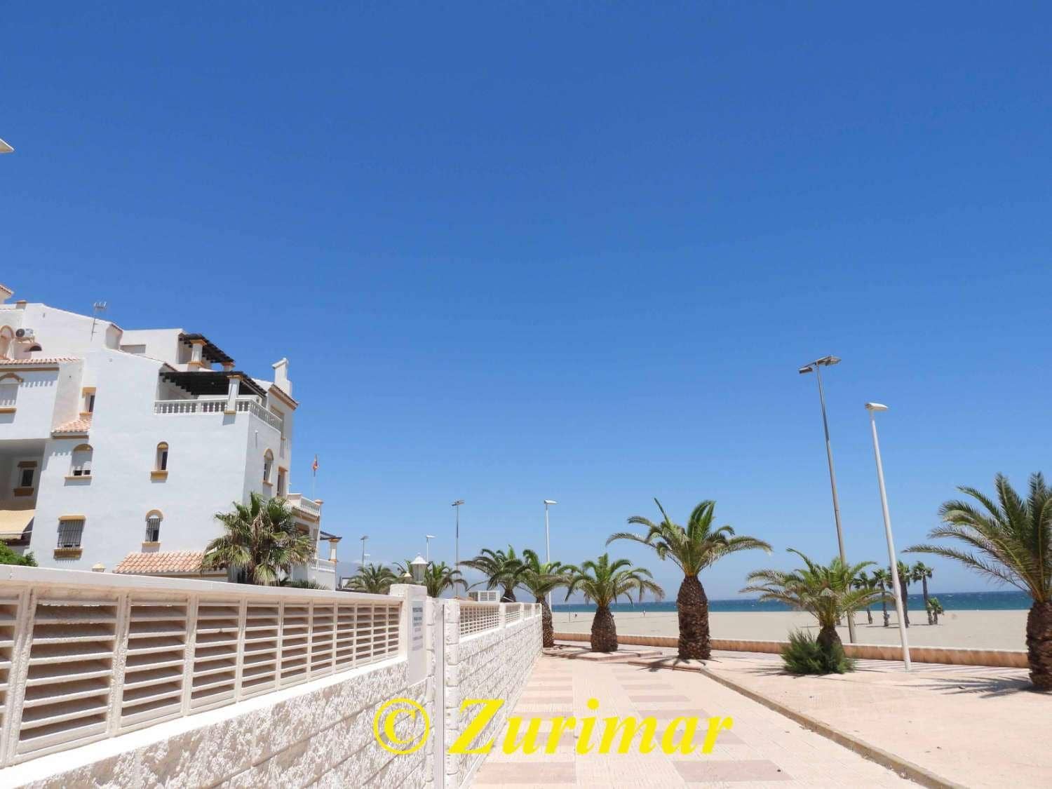 Apartment for sale in Roquetas de Mar with pool - € 195,000 (Ref: 9126893)