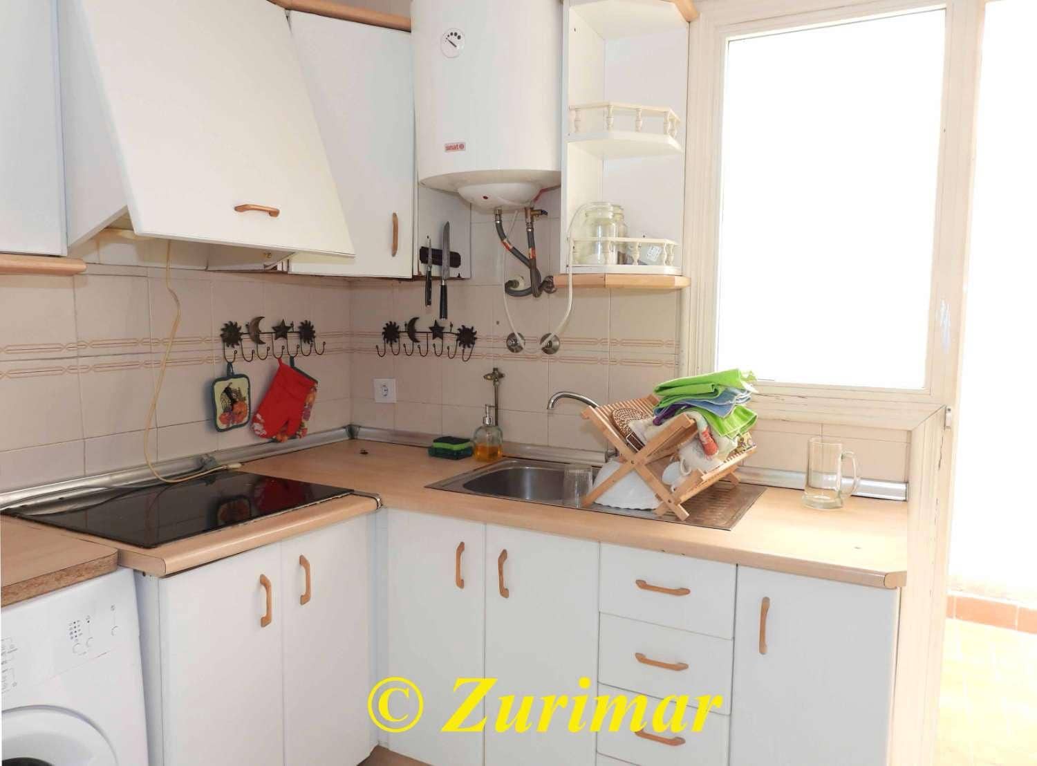 1 soverom Leilighet til salgs i Roquetas de Mar med svømmebasseng garasje - € 150 000 (Ref: 9169797)