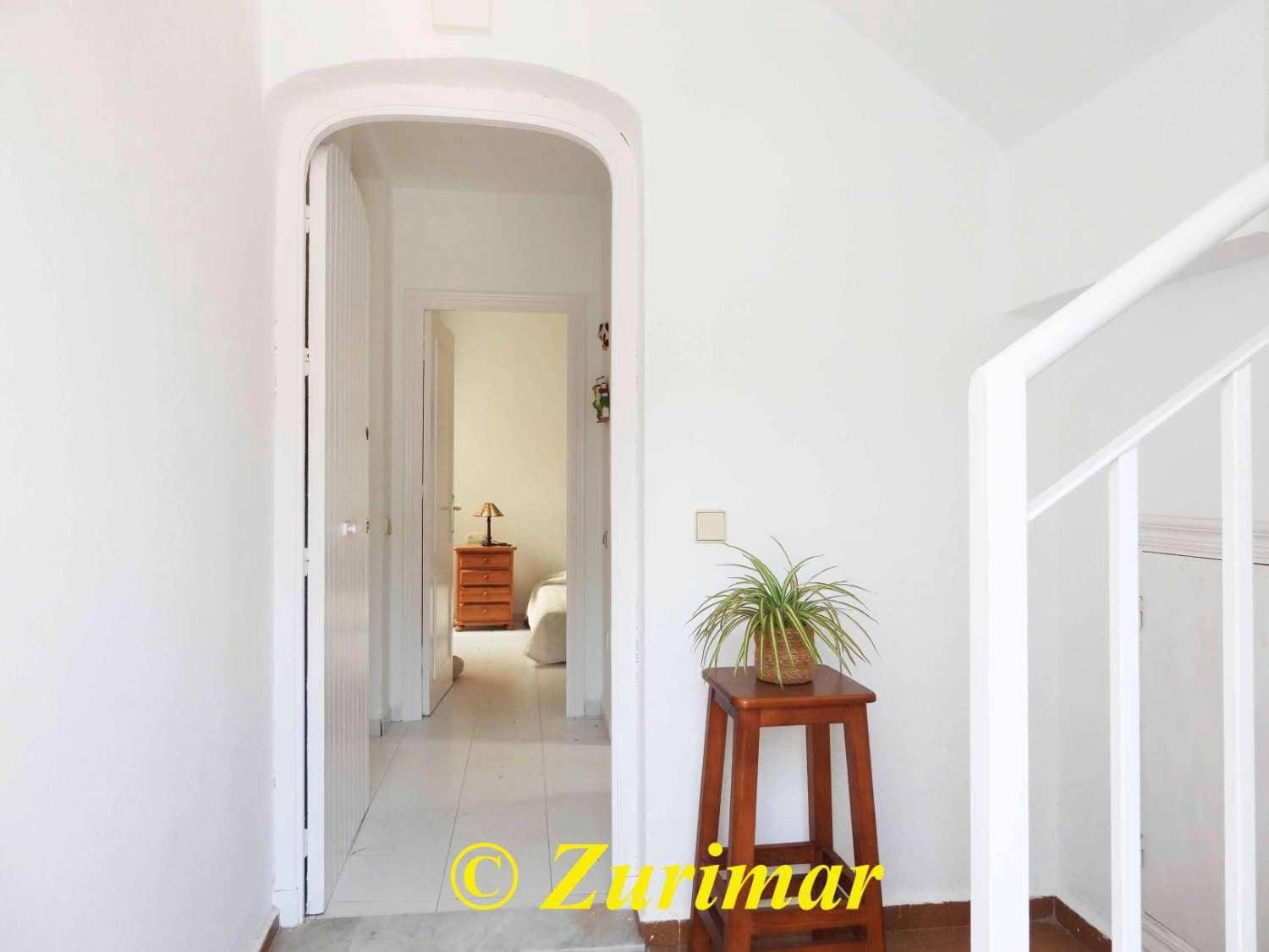 1 soverom Leilighet til salgs i Roquetas de Mar med svømmebasseng garasje - € 150 000 (Ref: 9169797)