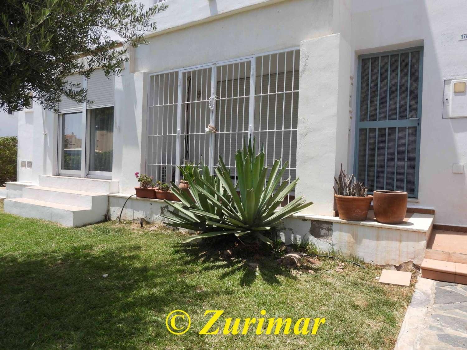 1 soverom Leilighet til salgs i Roquetas de Mar med svømmebasseng garasje - € 150 000 (Ref: 9169797)