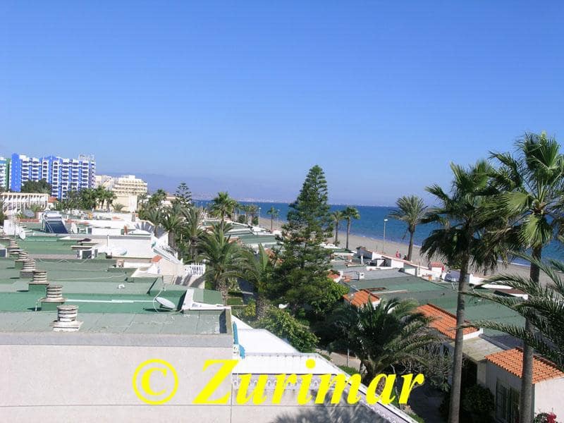 1 sovrum Bungalow till salu i Roquetas de Mar med pool garage - 255 000 € (Ref: 9181223)
