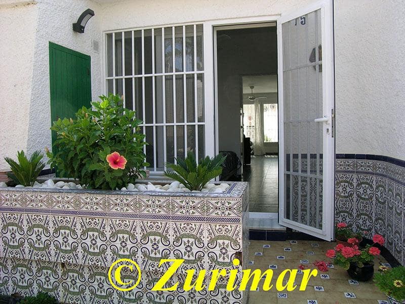 1 sovrum Bungalow till salu i Roquetas de Mar med pool garage - 255 000 € (Ref: 9181223)