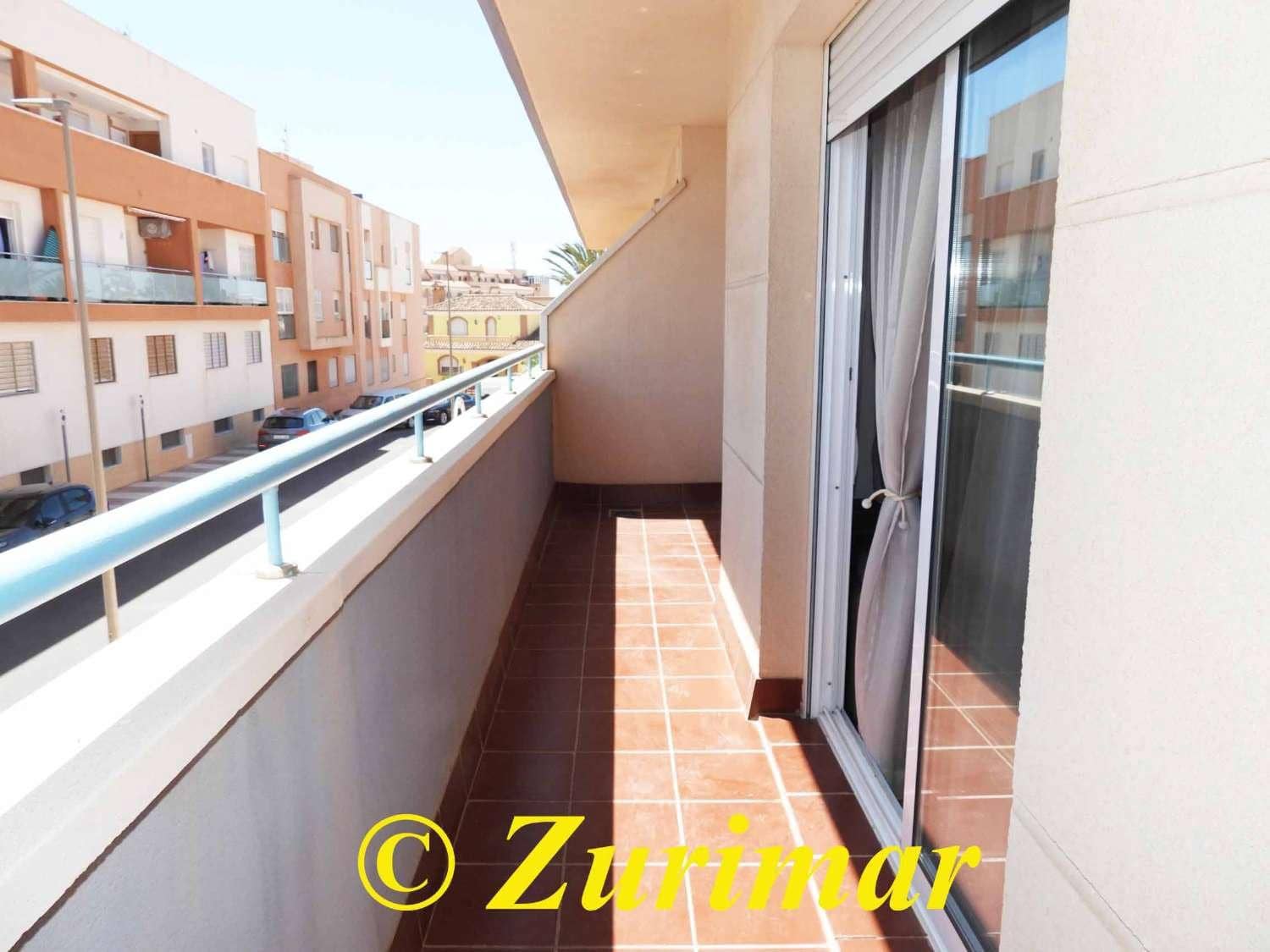 1 chambre Appartement à vendre à Roquetas de Mar - 117 000 € (Ref: 9202612)