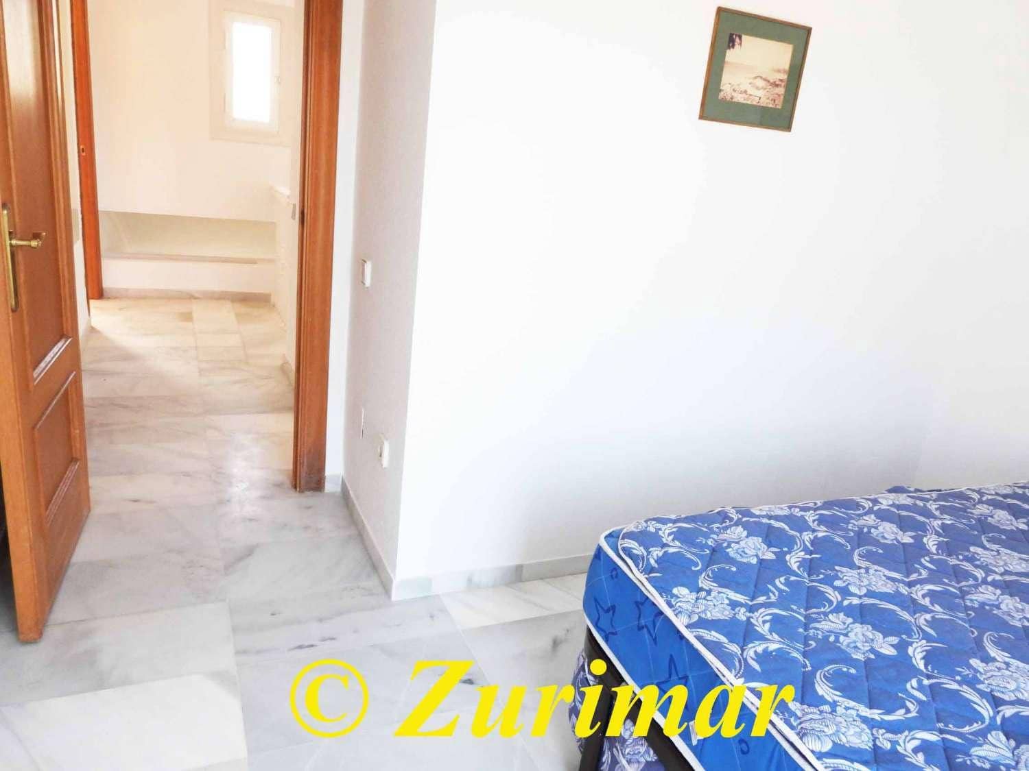 3 soveværelse Lejlighed til salg i Roquetas de Mar med swimmingpool - € 265.000 (Ref: 9217706)