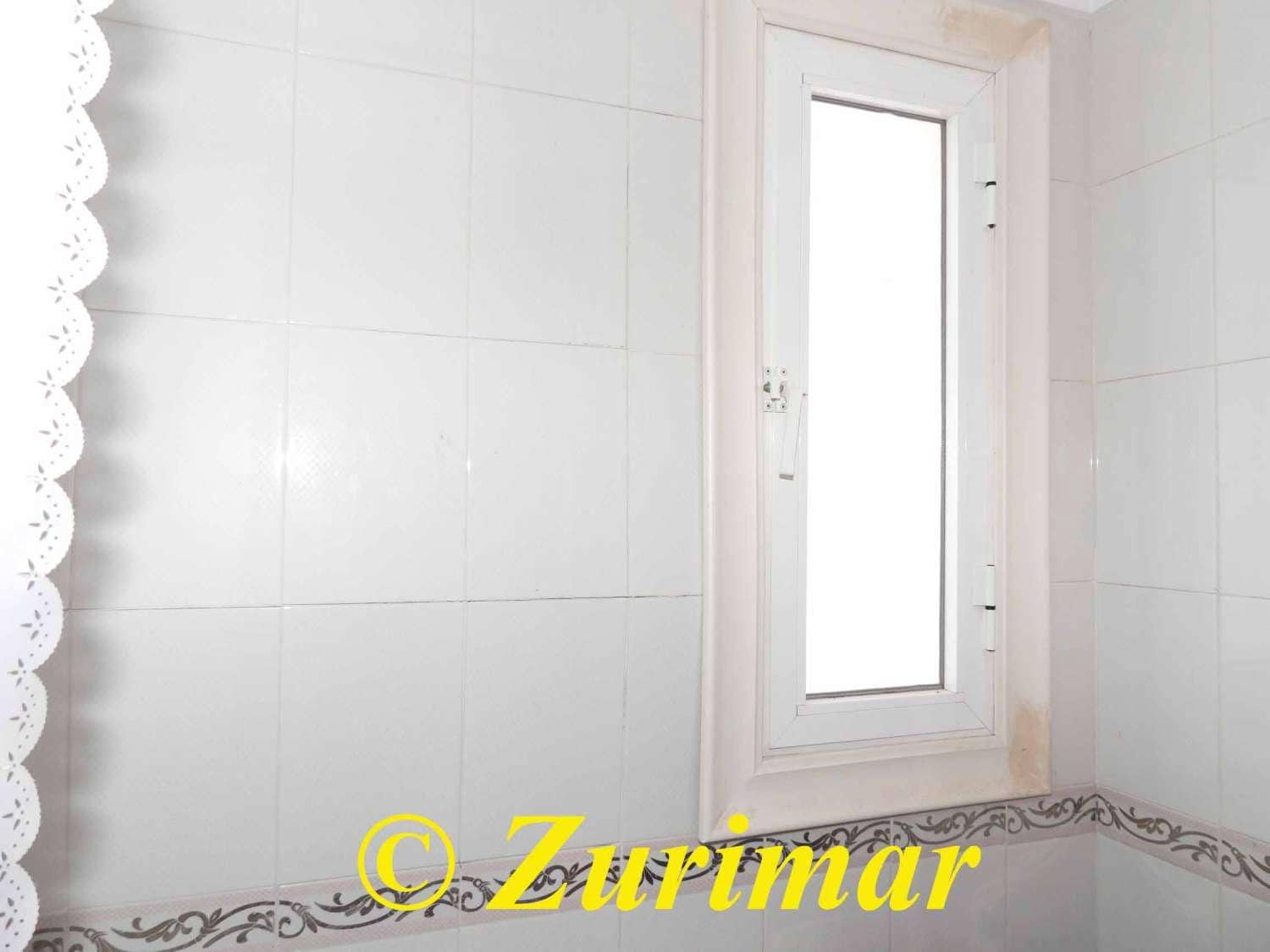 3 sovrum Lägenhet till salu i Roquetas de Mar med pool - 265 000 € (Ref: 9217706)