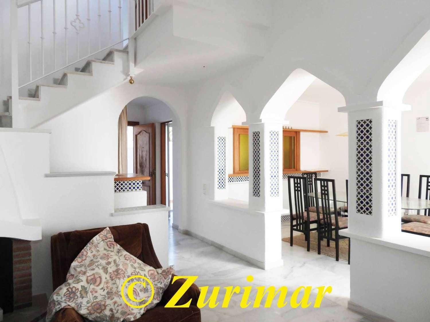 3 makuuhuone Huoneisto myytävänä paikassa Roquetas de Mar mukana uima-altaan - 265 000 € (Ref: 9217706)