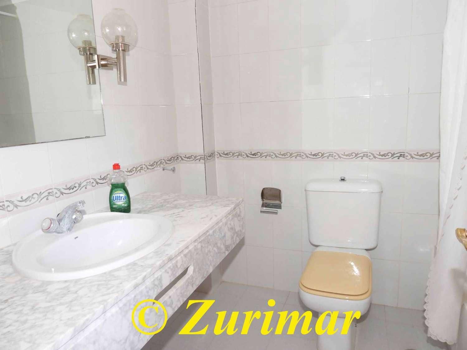 3 soveværelse Lejlighed til salg i Roquetas de Mar med swimmingpool - € 255.000 (Ref: 9217706)