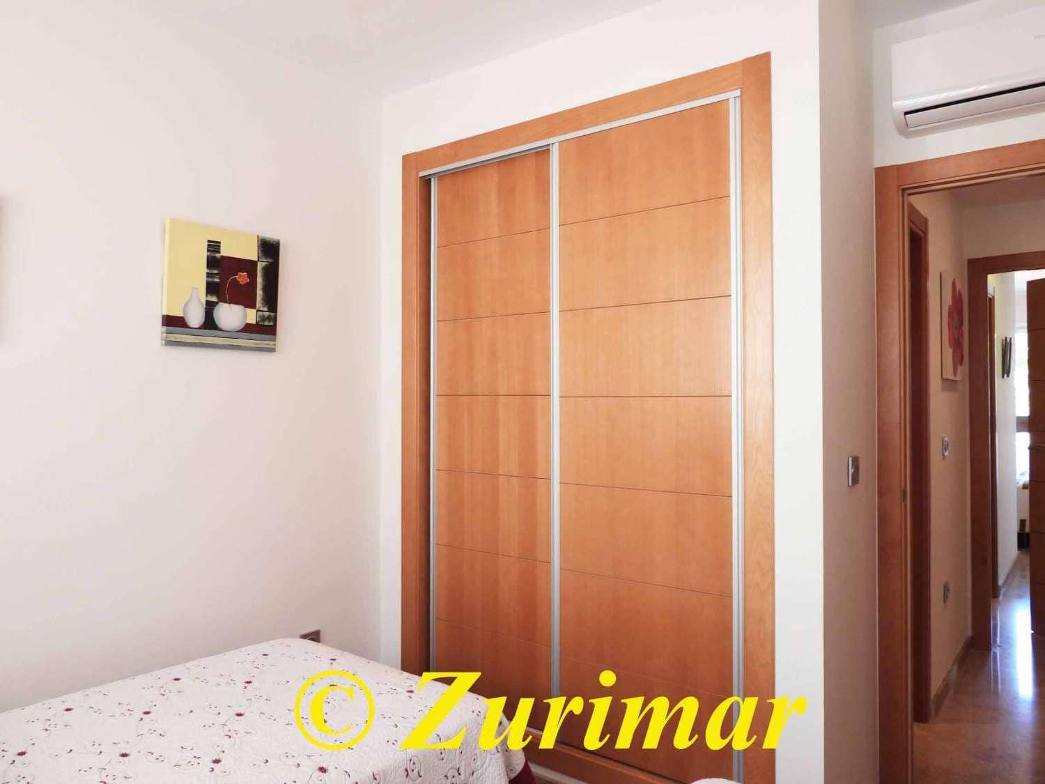 2 slaapkamer Appartement te koop in Roquetas de Mar met zwembad garage - € 223.000 (Ref: 9248299)