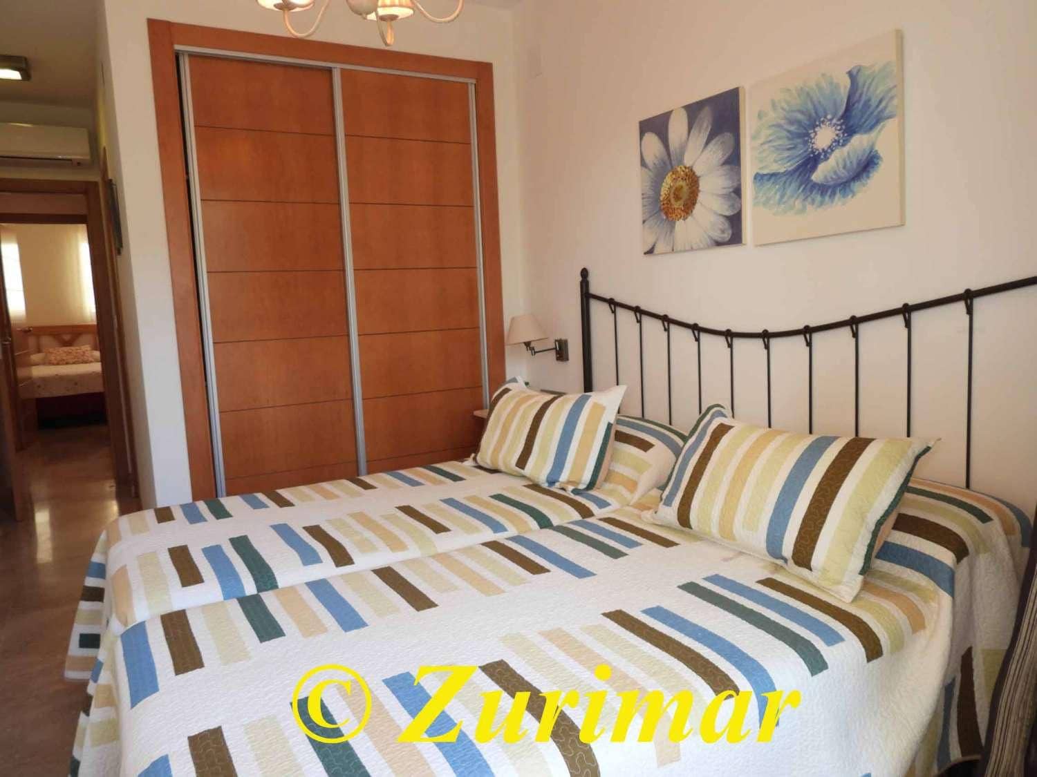 2 slaapkamer Appartement te koop in Roquetas de Mar met zwembad garage - € 223.000 (Ref: 9248299)