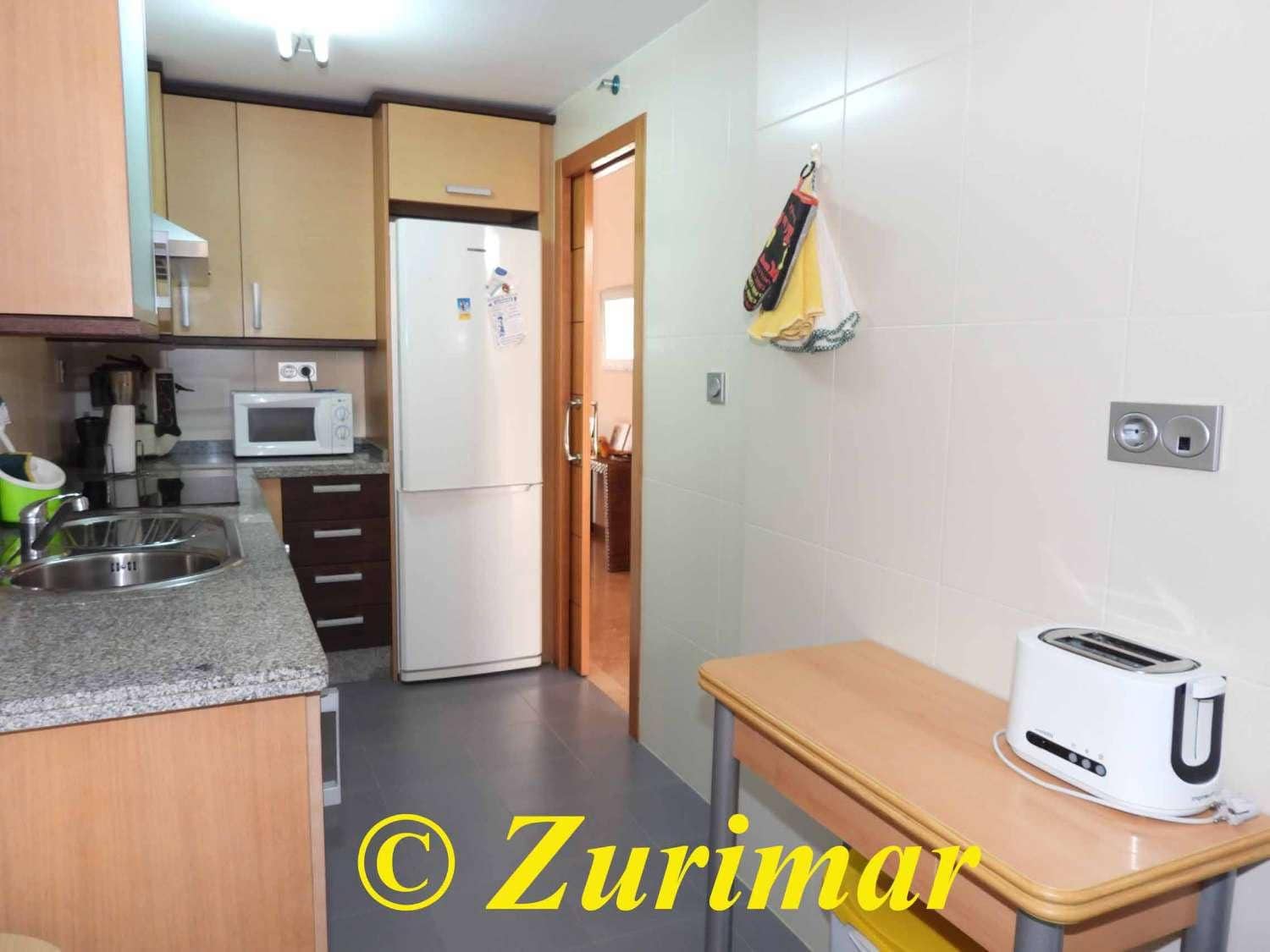 2 slaapkamer Appartement te koop in Roquetas de Mar met zwembad garage - € 223.000 (Ref: 9248299)