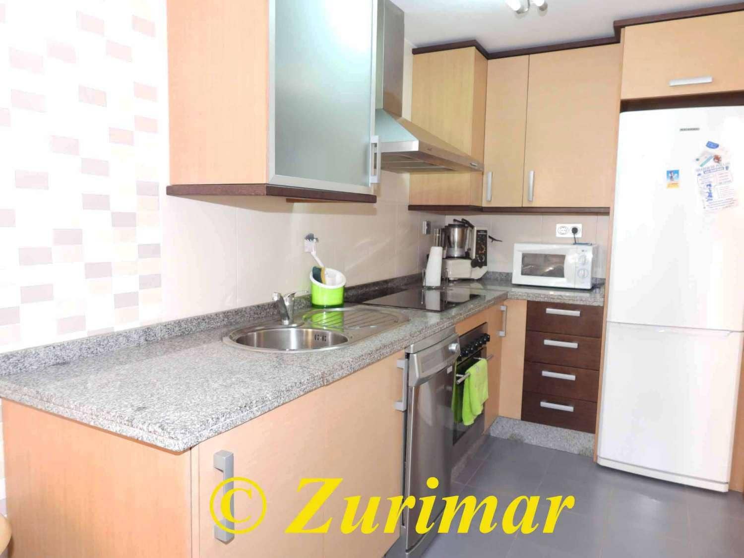 2 slaapkamer Appartement te koop in Roquetas de Mar met zwembad garage - € 223.000 (Ref: 9248299)