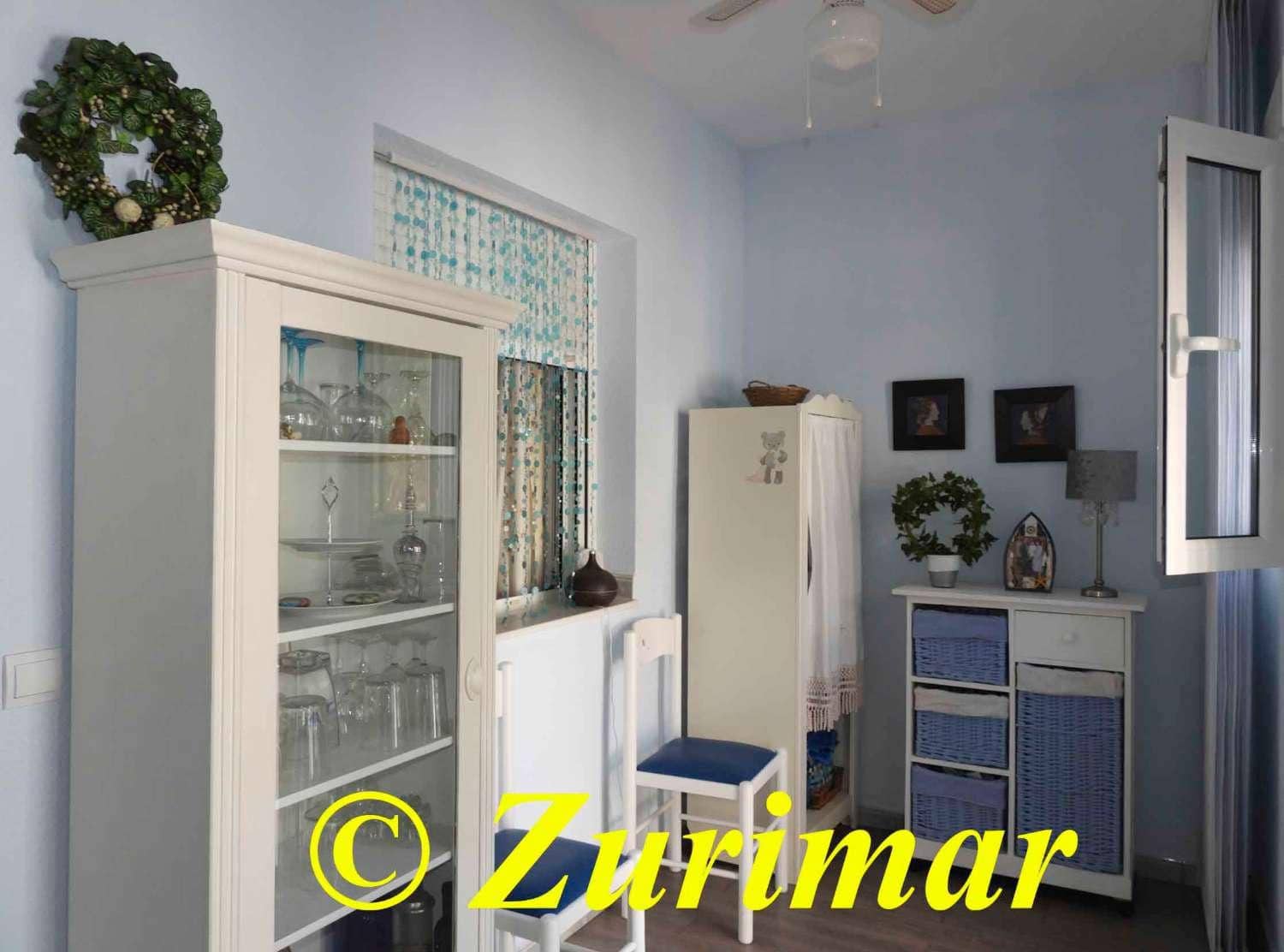 2 slaapkamer Bungalow te koop in Roquetas de Mar met zwembad - € 235.000 (Ref: 9257207)