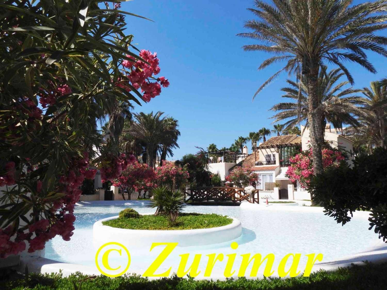 2 bedroom Bungalow for sale in Roquetas de Mar with pool - € 235,000 (Ref: 9257207)